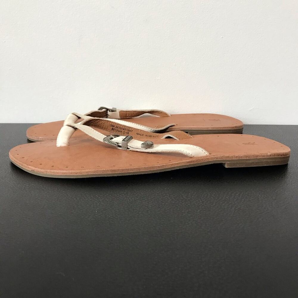 Frye Ally Western White Leather Tipped Buckle Cowgirl Flip Flops Sandals 10 - Picture 11 of 15